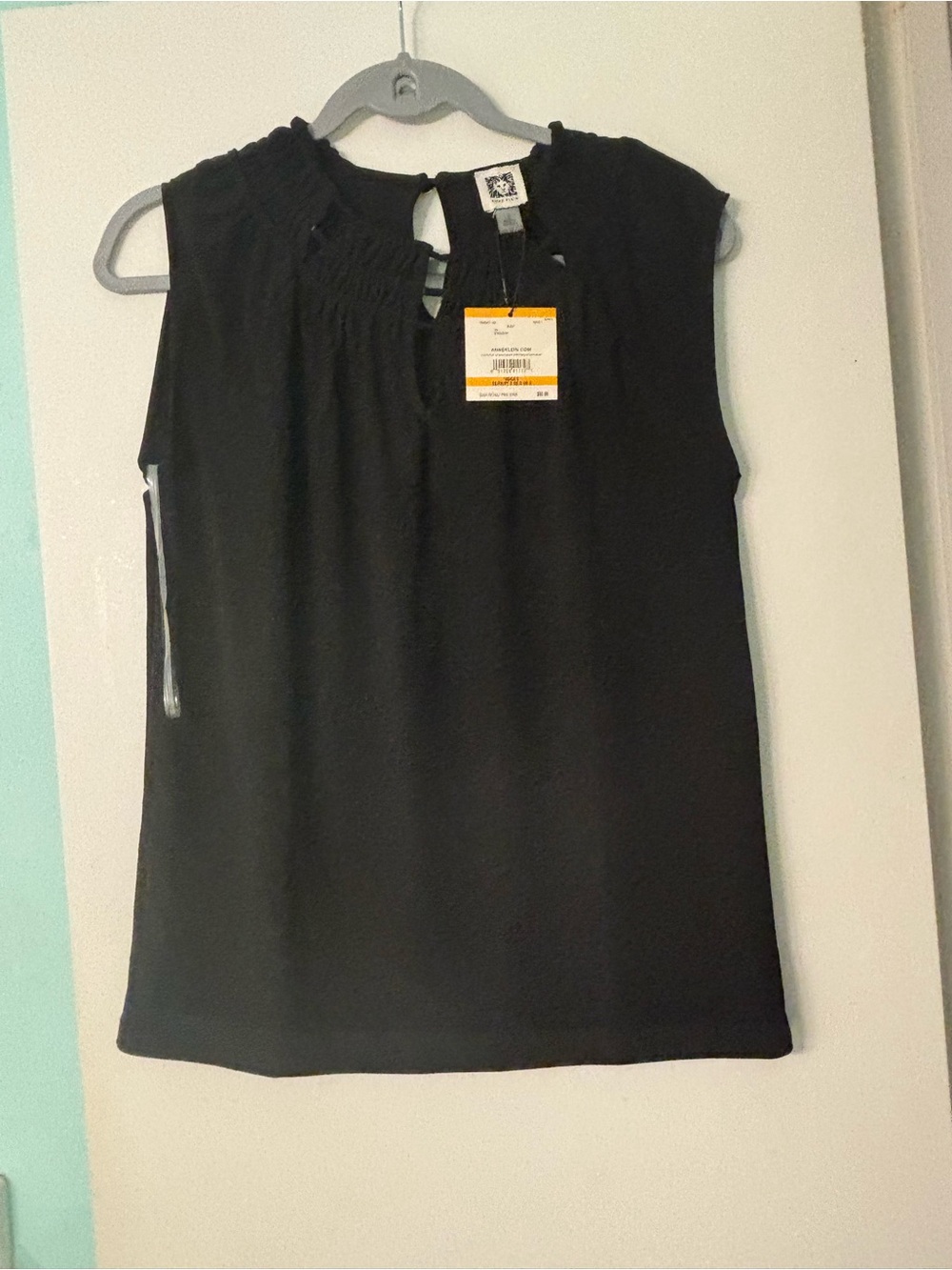 Anne Klein Black Sleeveless Smocked Neck Blouse